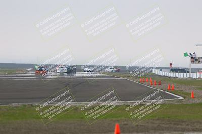 media/Jan-18-2026-CalClub SCCA (Sun) [[8bc6468723]]/Group 5 Race/Turn 1/